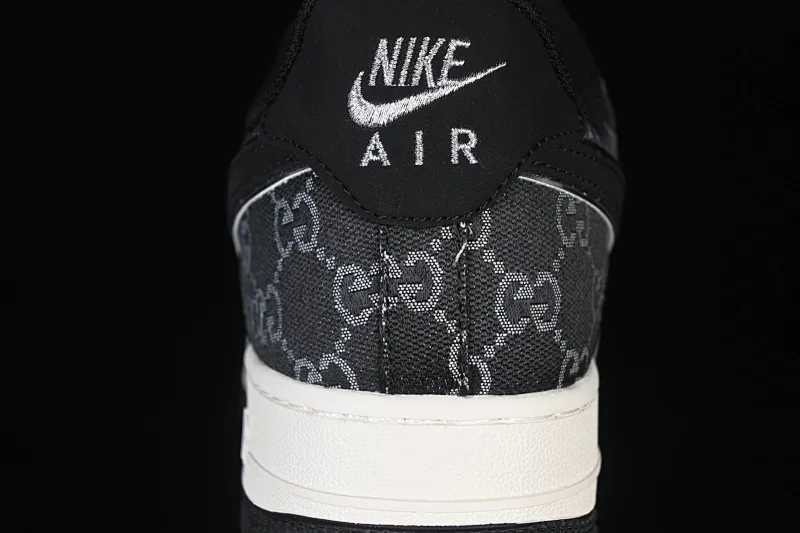 All categories Nk Air Force 1 Air Force series Nk Air Force 1 Low Air Force low-top Nike Air Force 1'07 Low Black and white classic color Air Force 1 low-top casual sneakers MM3399-810